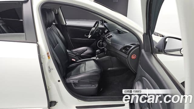 Renault Korea(Samsung) 뉴SM3 SE чёрный, 2011 12