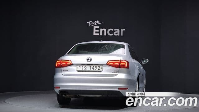 Volkswagen New Jetta 6세대, 2015 4
