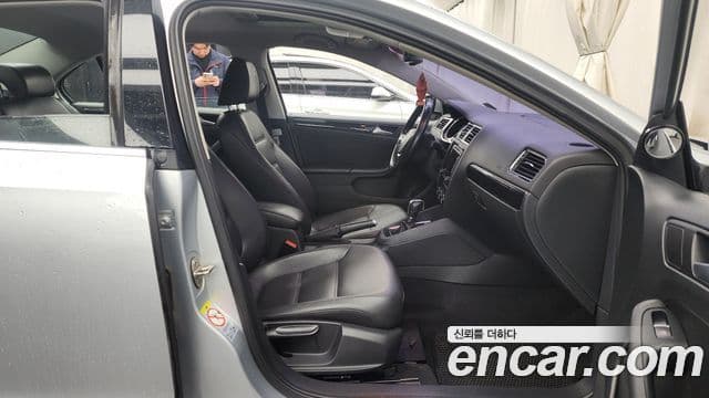 Volkswagen New Jetta 6세대, 2015 11