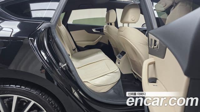 Audi A5 (F5) 40 TFSI Quattro Premium Sportback, 2023 12