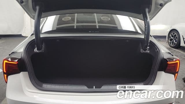 Kia The / новый New K5 3세대 Prestige, 2024 20