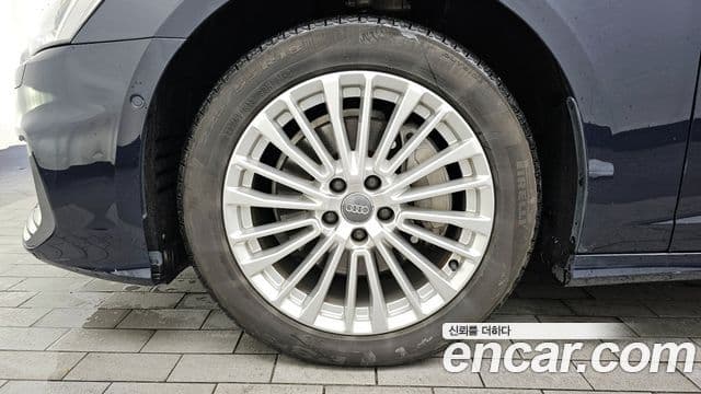 Audi A6 (C8) Premium, 2020 все фото