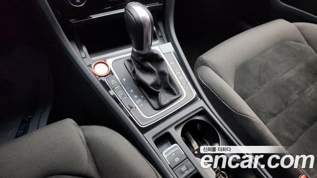 Volkswagen Гольф 7세대, 2016 9