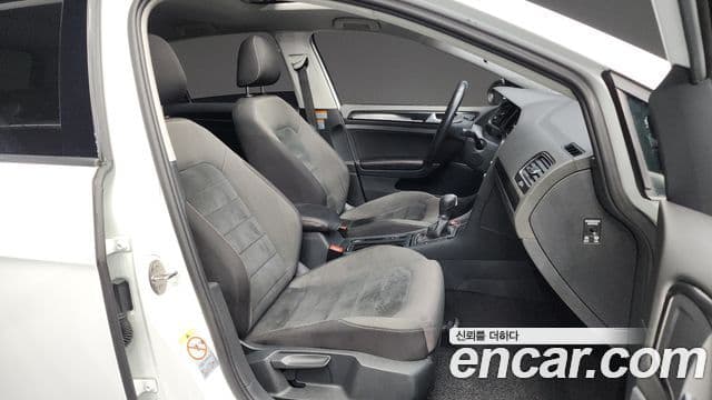 Volkswagen Гольф 7세대, 2016 11