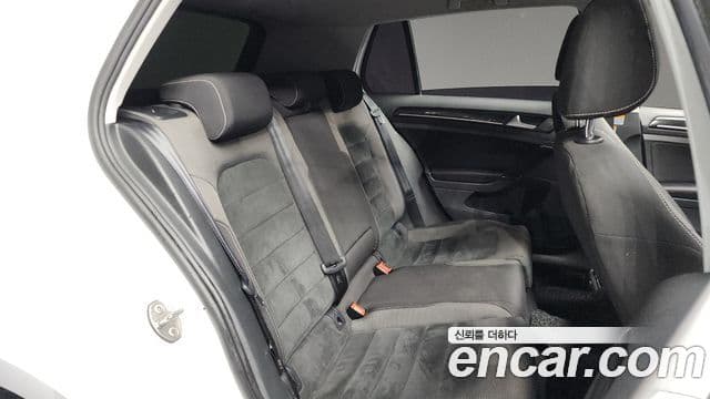 Volkswagen Гольф 7세대, 2016 12
