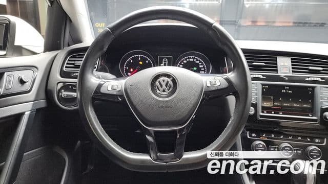 Volkswagen Гольф 7세대, 2016 13