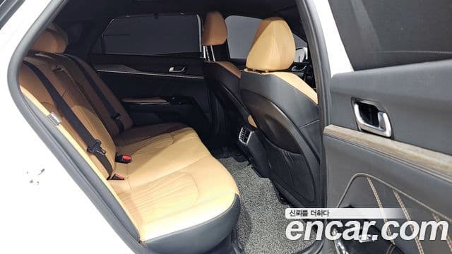 Kia K5 гибрид 3세대 Signature, 2020 11