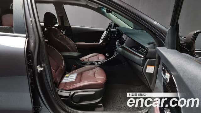 Kia The / новый New Niro Noblesse Special, 2020 11