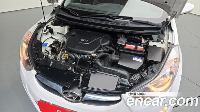 Hyundai Avante MD Modern, 2013 6