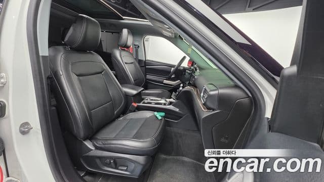 Ford Explorer 6세대 2.3 Limited 4WD, 2022 10