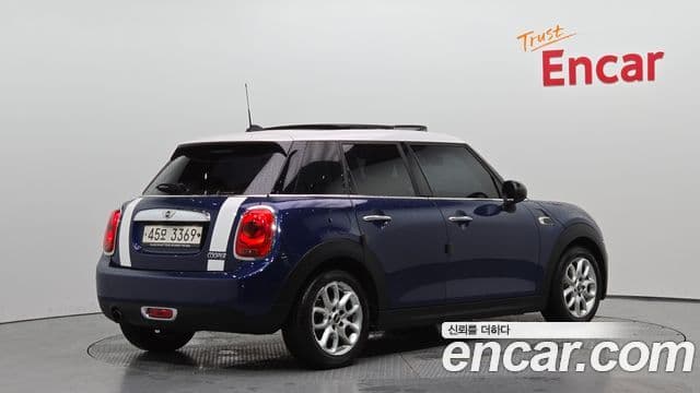 Mini Cooper 3세대, 2017 2