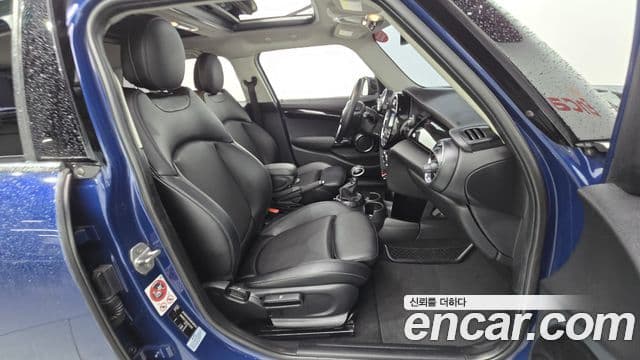 Mini Cooper 3세대, 2017 11