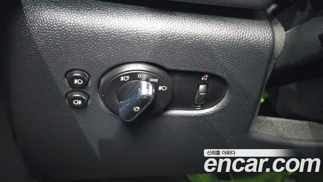 Mini Cooper 3세대, 2017 16