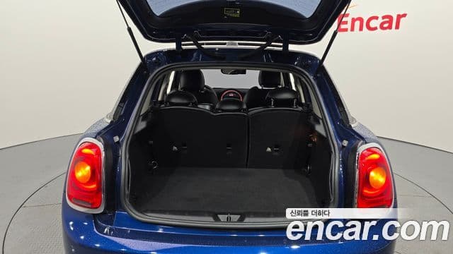 Mini Cooper 3세대, 2017 20