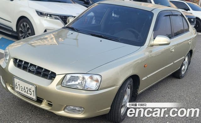 Hyundai 베르나 люксовая версия, 2000 4