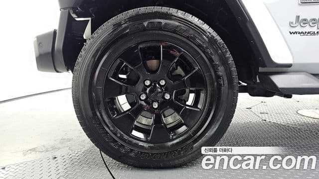 Jeep Wrangler (JL) 2.0 Overland 4도어, 2019 все фото