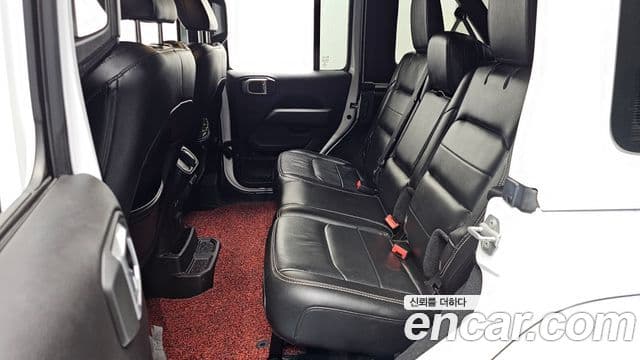 Jeep Wrangler (JL) 2.0 Overland 4도어, 2019 12