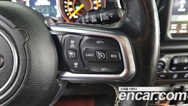 Jeep Wrangler (JL) 2.0 Overland 4도어, 2019 17