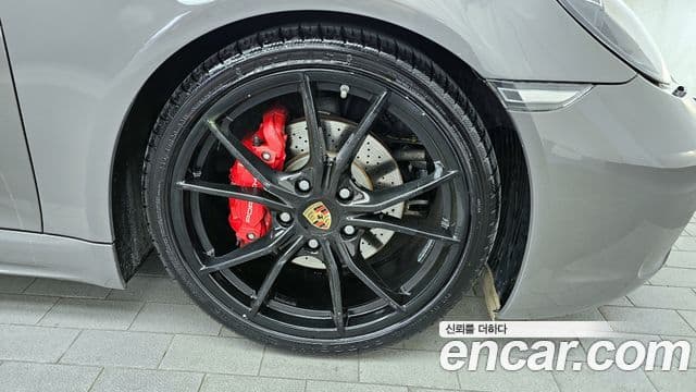 Porsche 718 카이맨 S 2.5, 2018 все фото