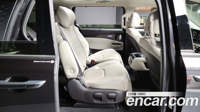 Kia Carnival 4세대 Signature, 2021 12