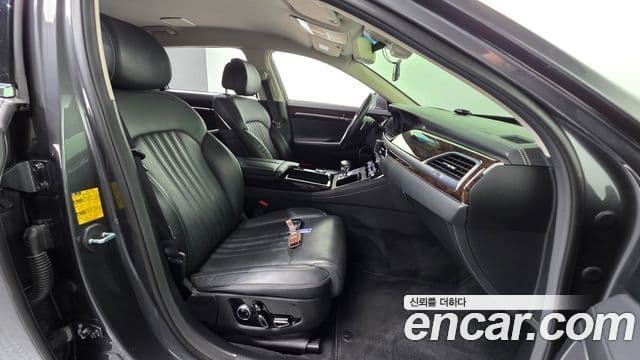 Genesis G90 Premium Luxury, 2019 10