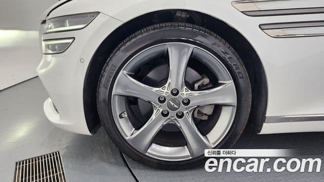 Genesis G80 (RG3) бензин 2.5 турбо AWD, 2021 все фото