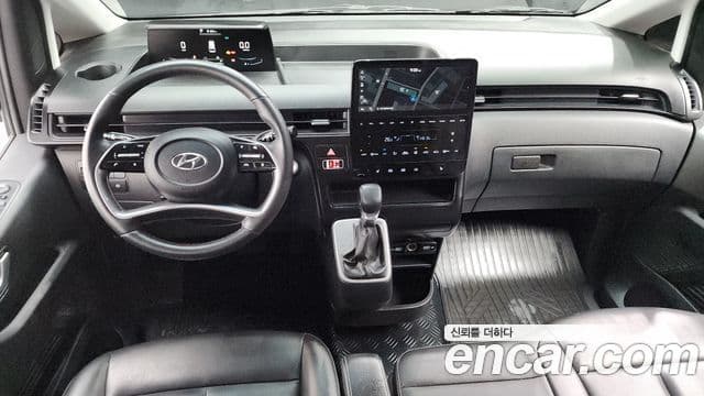Hyundai Staria Modern, 2023 7