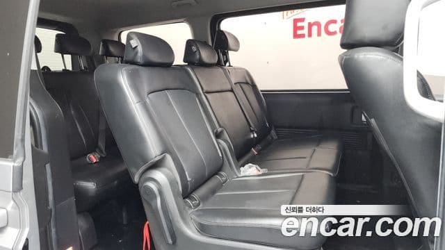 Hyundai Staria Modern, 2023 12