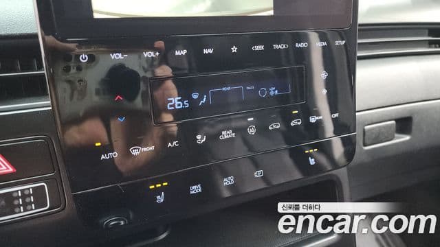 Hyundai Staria Modern, 2023 17