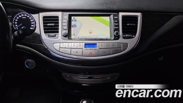 Hyundai Genesis Prime Pack, 2012 17