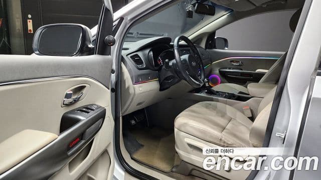 Kia All New Carnival Luxury, 2017 11