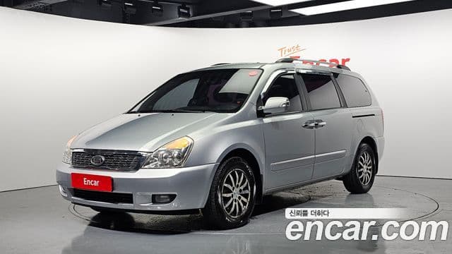 Kia Carnival R R Special, 2010 1