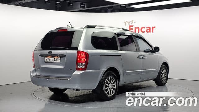 Kia Carnival R R Special, 2010 14
