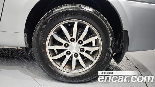 Kia Carnival R R Special, 2010 12