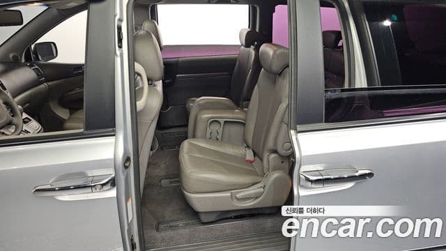 Kia Carnival R R Special, 2010 17