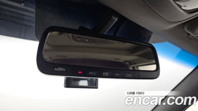 Kia Carnival R R Special, 2010 18