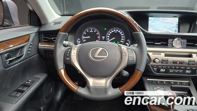 Lexus New ES350 XV60, 2014 13