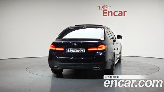 BMW 5시리즈 (G30) 520i M Sport, 2023 4