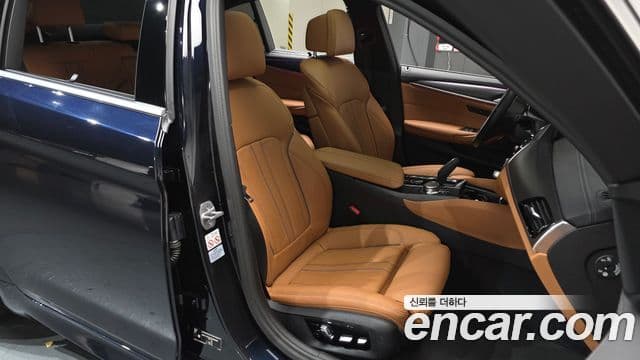 BMW 5시리즈 (G30) 520i M Sport, 2023 10