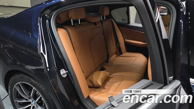BMW 5시리즈 (G30) 520i M Sport, 2023 11