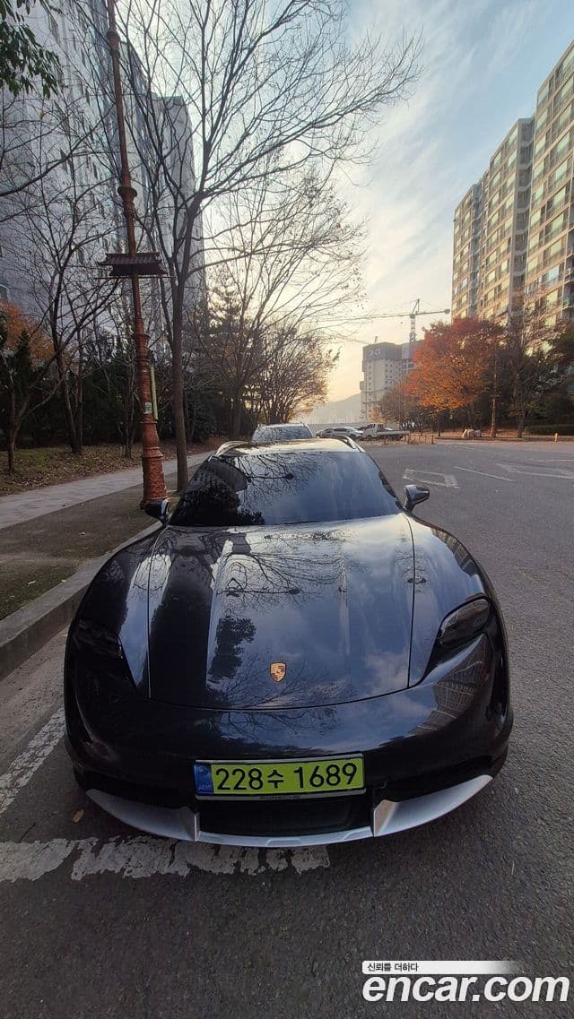 Porsche 타이칸 турбо Cross Turismo, 2024 1