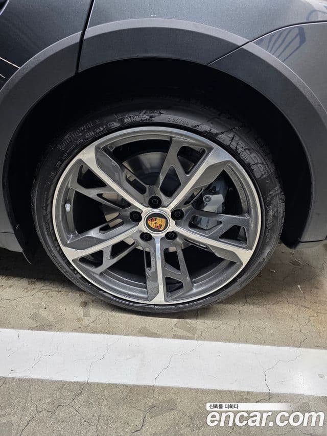 Porsche 타이칸 турбо Cross Turismo, 2024 2