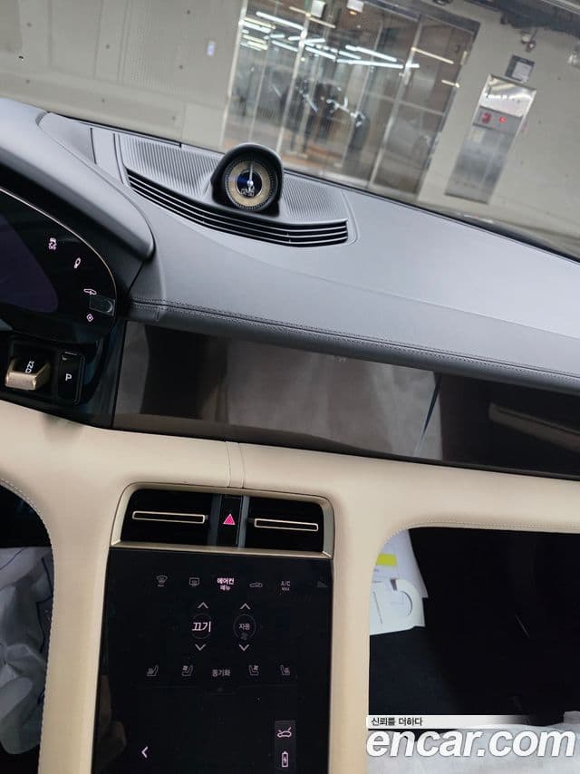 Porsche 타이칸 турбо Cross Turismo, 2024 11