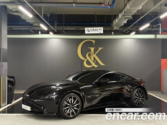 Aston Martin 밴티지 2세대 4.0 V8 купе, 2020 3