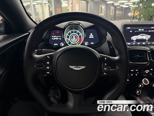 Aston Martin 밴티지 2세대 4.0 V8 купе, 2020 6