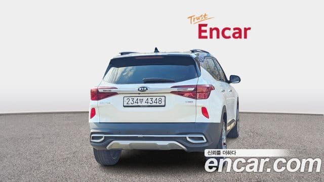 Kia Seltos Signature, 2021 4