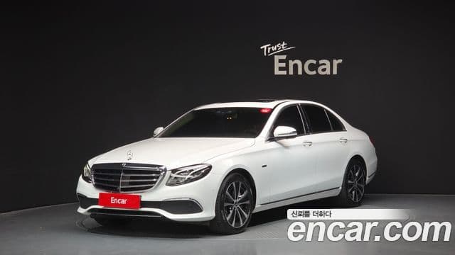 Mercedes-Benz E-класс W213 Exclusive, 2020 1