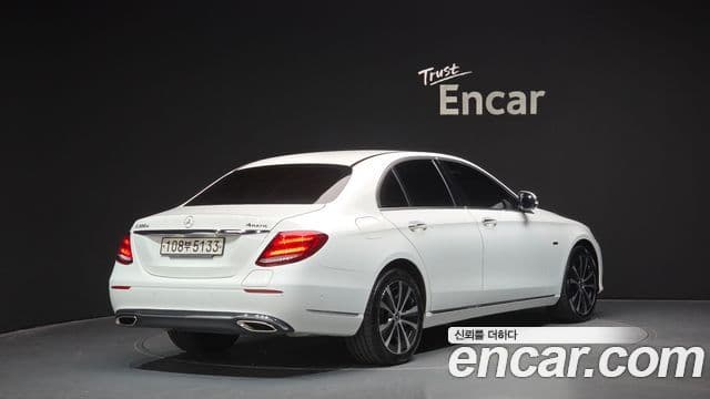 Mercedes-Benz E-класс W213 Exclusive, 2020 2