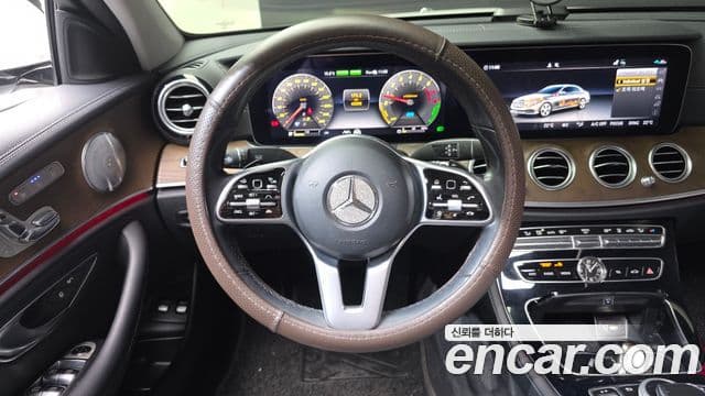 Mercedes-Benz E-класс W213 Exclusive, 2020 13