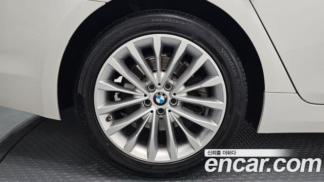 BMW 5시리즈 (G30) 530i xDrive Luxury Plus, 2019 все фото